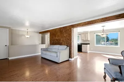 648 W 700 N, Clearfield, UT 84015 - Photo 2