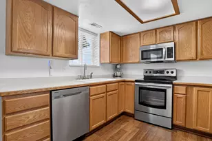 19 E 180 N, Orem, UT 84057 - Photo 12