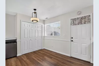 19 E 180 N, Orem, UT 84057 - Photo 8