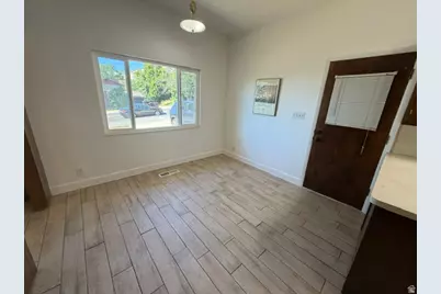 756 E 400 N, Bountiful, UT 84010 - Photo 8