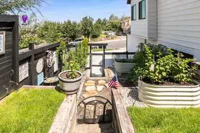 660 E Valley View Cir, North Salt Lake, UT 84054 - Photo 24