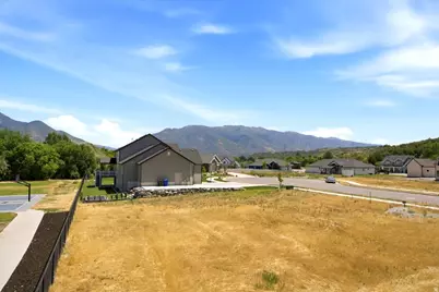 532 E Iris Ln #104, South Weber, UT 84405 - Photo 10
