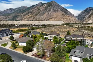 10822 Canyon View Dr, Highland, UT 84003 - Photo 32