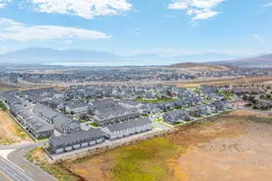 9367 N Vernham Ln, Eagle Mountain, UT 84005 - Photo 22