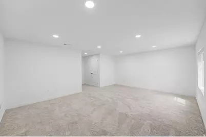 9367 N Vernham Ln, Eagle Mountain, UT 84005 - Photo 12