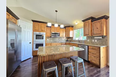 238 W 1475 N, Layton, UT 84041 - Photo 4