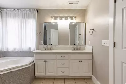 183 E Sandpiper Ln, Saratoga Springs, UT 84045 - Photo 14