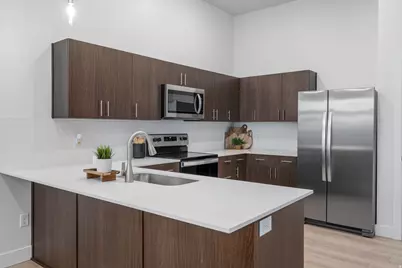 1489 N Saratoga View Ln #B, Saratoga Springs, UT 84045 - Photo 4