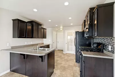 716 W Broad Stripes Dr, Bluffdale, UT 84065 - Photo 8