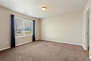 716 W Broad Stripes Dr, Bluffdale, UT 84065 - Photo 16