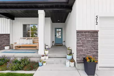 572 S 690 E, Hyrum, UT 84319 - Photo 2