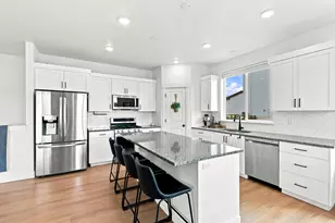572 S 690 E, Hyrum, UT 84319 - Photo 8