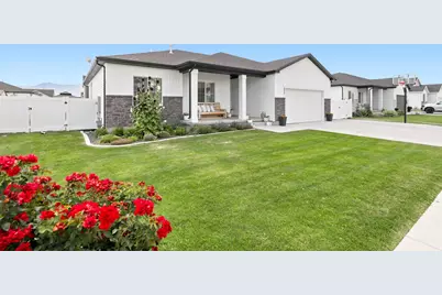 572 S 690 E, Hyrum, UT 84319 - Photo 1
