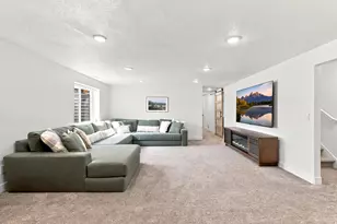 572 S 690 E, Hyrum, UT 84319 - Photo 26