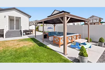 572 S 690 E, Hyrum, UT 84319 - Photo 38