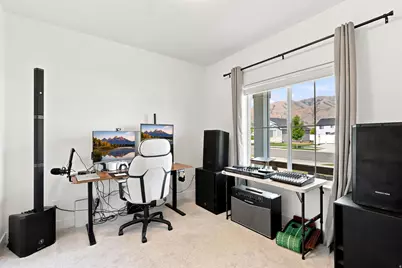 572 S 690 E, Hyrum, UT 84319 - Photo 22