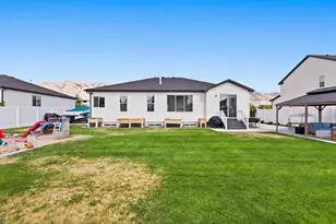 572 S 690 E, Hyrum, UT 84319 - Photo 40