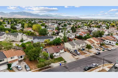 9070 S Corliss Ave, West Jordan, UT 84088 - Photo 26
