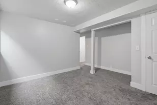 9070 S Corliss Ave, West Jordan, UT 84088 - Photo 12