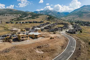 4713 E Howe Dr, Eden, UT 84310 - Photo 8
