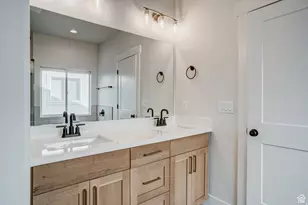 12726 S McCartney Wy, Riverton, UT 84065 - Photo 12
