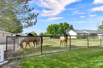 4565 W 4350 S, West Haven, UT 84401 - Photo 26