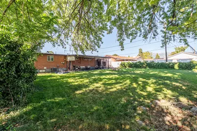 2375 W 4975 S, Roy, UT 84067 - Photo 34