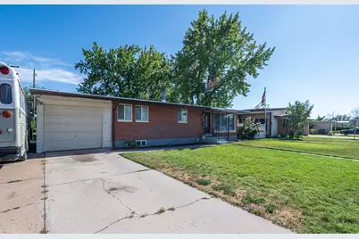 2375 W 4975 S, Roy, UT 84067 - Photo 6