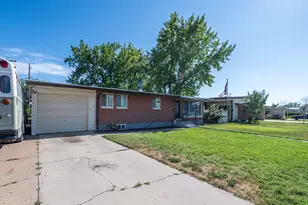 2375 W 4975 S, Roy, UT 84067 - Photo 6