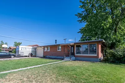 2375 W 4975 S, Roy, UT 84067 - Photo 4