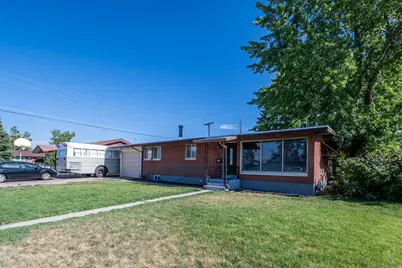 2375 W 4975 S, Roy, UT 84067 - Photo 4