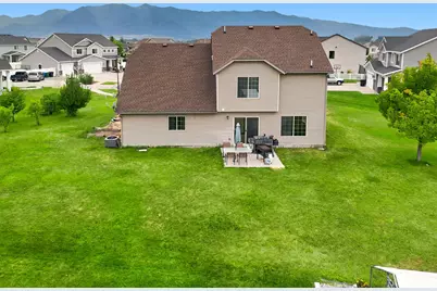 1035 W 2470 S, Nibley, UT 84321 - Photo 18