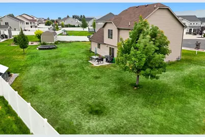 1035 W 2470 S, Nibley, UT 84321 - Photo 22