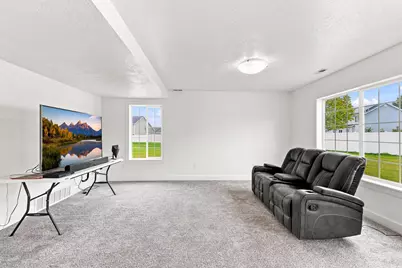 1035 W 2470 S, Nibley, UT 84321 - Photo 8