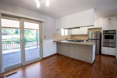 233 W 5250 S, Washington Terrace, UT 84405 - Photo 2