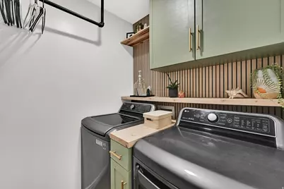 1051 S 1925 W, Syracuse, UT 84075 - Photo 20