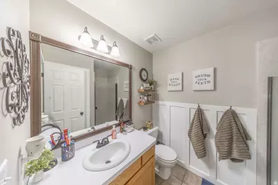 2765 W Lindi Way N, Layton, UT 84041 - Photo 10