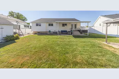 2765 W Lindi Way N, Layton, UT 84041 - Photo 22