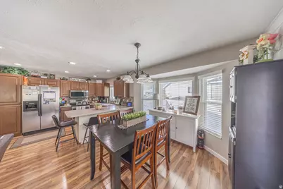 2765 W Lindi Way N, Layton, UT 84041 - Photo 6