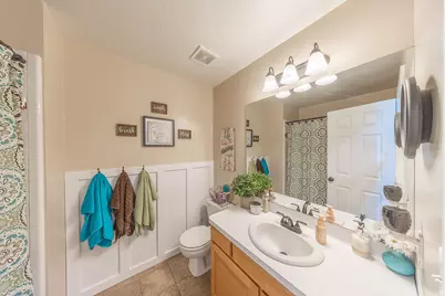 2765 W Lindi Way N, Layton, UT 84041 - Photo 12