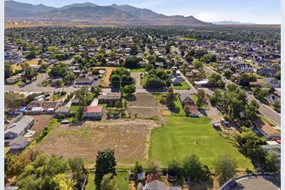 3801 S 6400 W #8, West Valley, UT 84128 - Photo 32