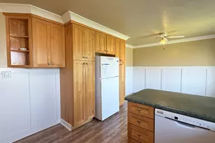 235 E 800 S, Layton, UT 84041 - Photo 6