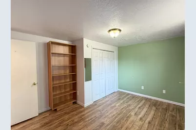 235 E 800 S, Layton, UT 84041 - Photo 18