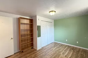 235 E 800 S, Layton, UT 84041 - Photo 18