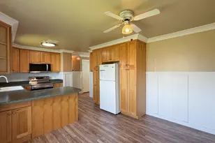 235 E 800 S, Layton, UT 84041 - Photo 8