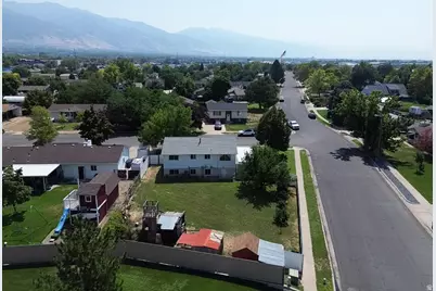 235 E 800 S, Layton, UT 84041 - Photo 36