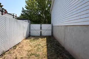 235 E 800 S, Layton, UT 84041 - Photo 34
