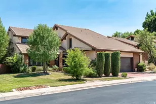 545 S Valley View Dr, Saint George, UT 84770 - Photo 2