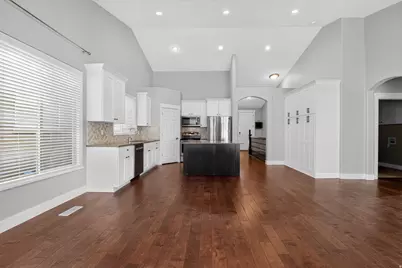 739 E 1600 S, Orem, UT 84097 - Photo 2