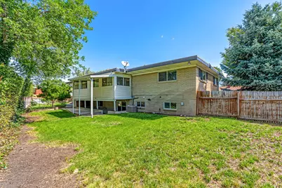 4928 S 1645 E, Holladay, UT 84117 - Photo 4